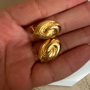 Vintage Clip On Earrings
